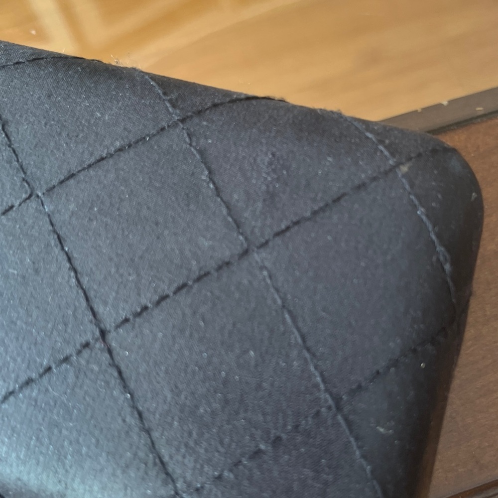 FOREVER 21 | Black Quilted Mini Clutch - Picture 3 of 5